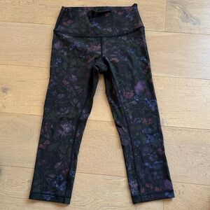 Lululemon floral cropped legging